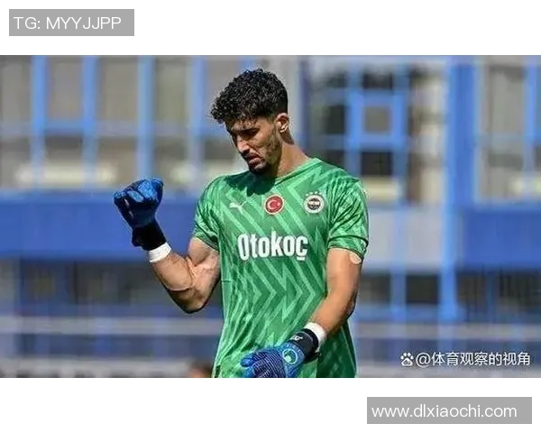 足球明星守门精彩瞬间集锦让你领略守门员的非凡技艺与惊人反应