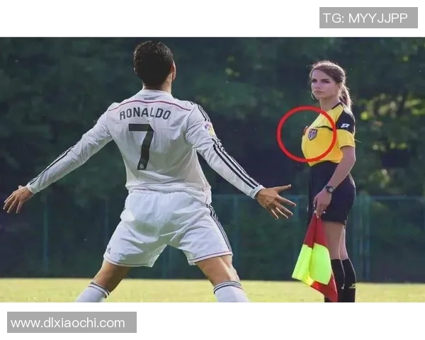 足球明星幽默瞬间大揭秘让你捧腹大笑的趣事合集