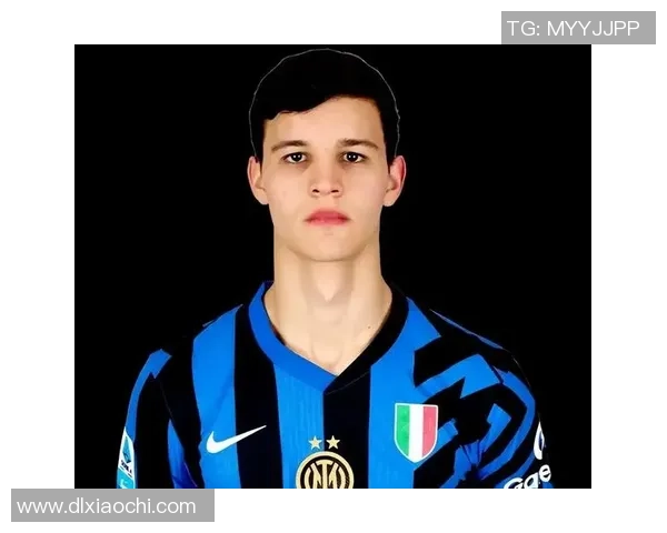 足球明星的潜质包括技术能力体能素质心理素质团队合作和领导才能等多方面因素