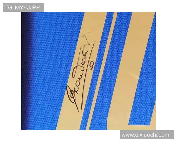 足球明星私人签名全解析收藏你的偶像亲笔签名背后的故事与价值